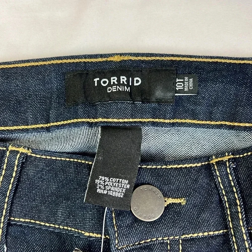 Torrid‎ New Women’s 10 Tall Dark Wash Skinny Pockets Slightly Stretchy Jean